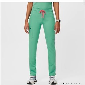 Kade cargo scrubs in surgical green